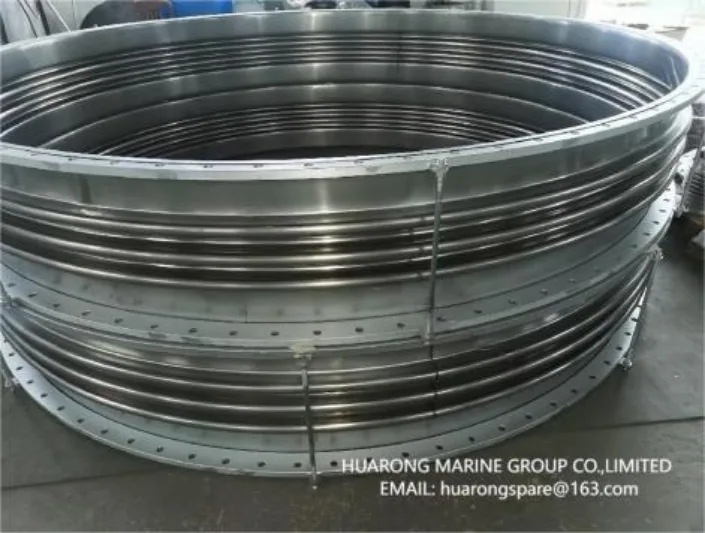 Circular metallic expansion joint